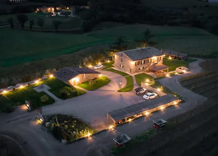 Paradiso di Cacuci - Traditional Tuscan Vineyard&Villa Montalcino